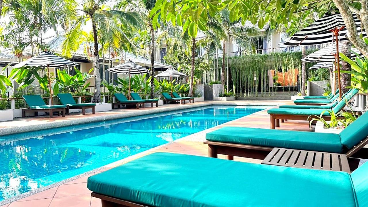 Signature Phuket Resort Chalong Exterior photo