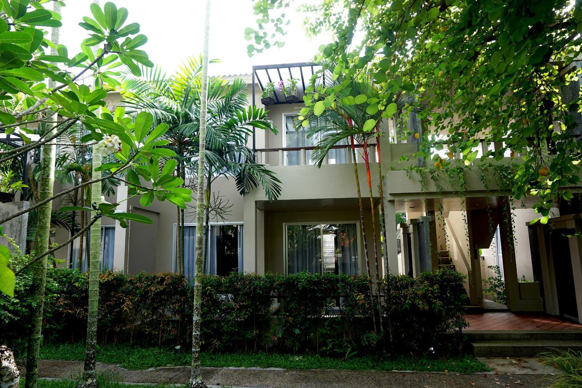 Signature Phuket Resort Chalong Exterior photo