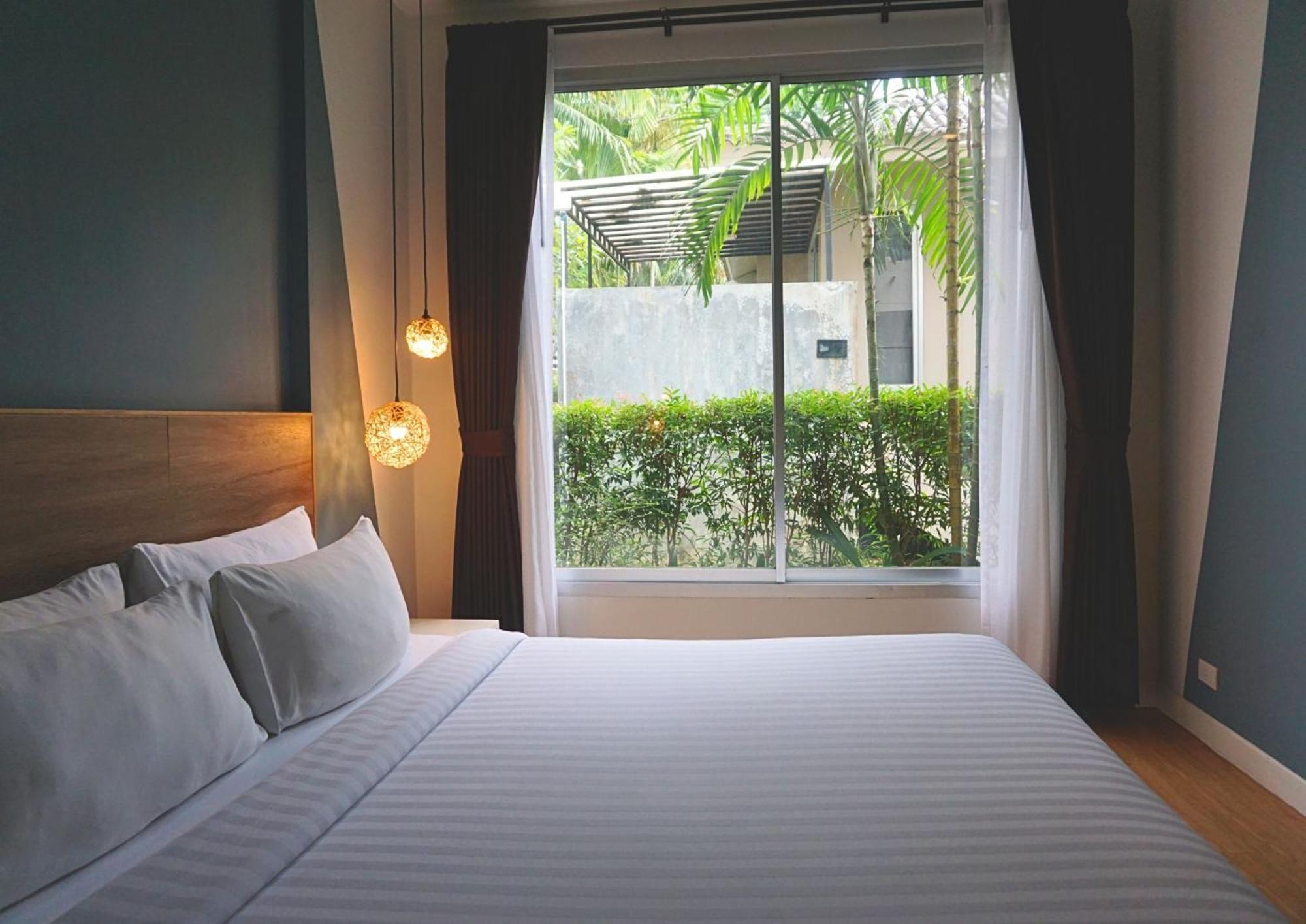 Signature Phuket Resort Chalong Exterior photo