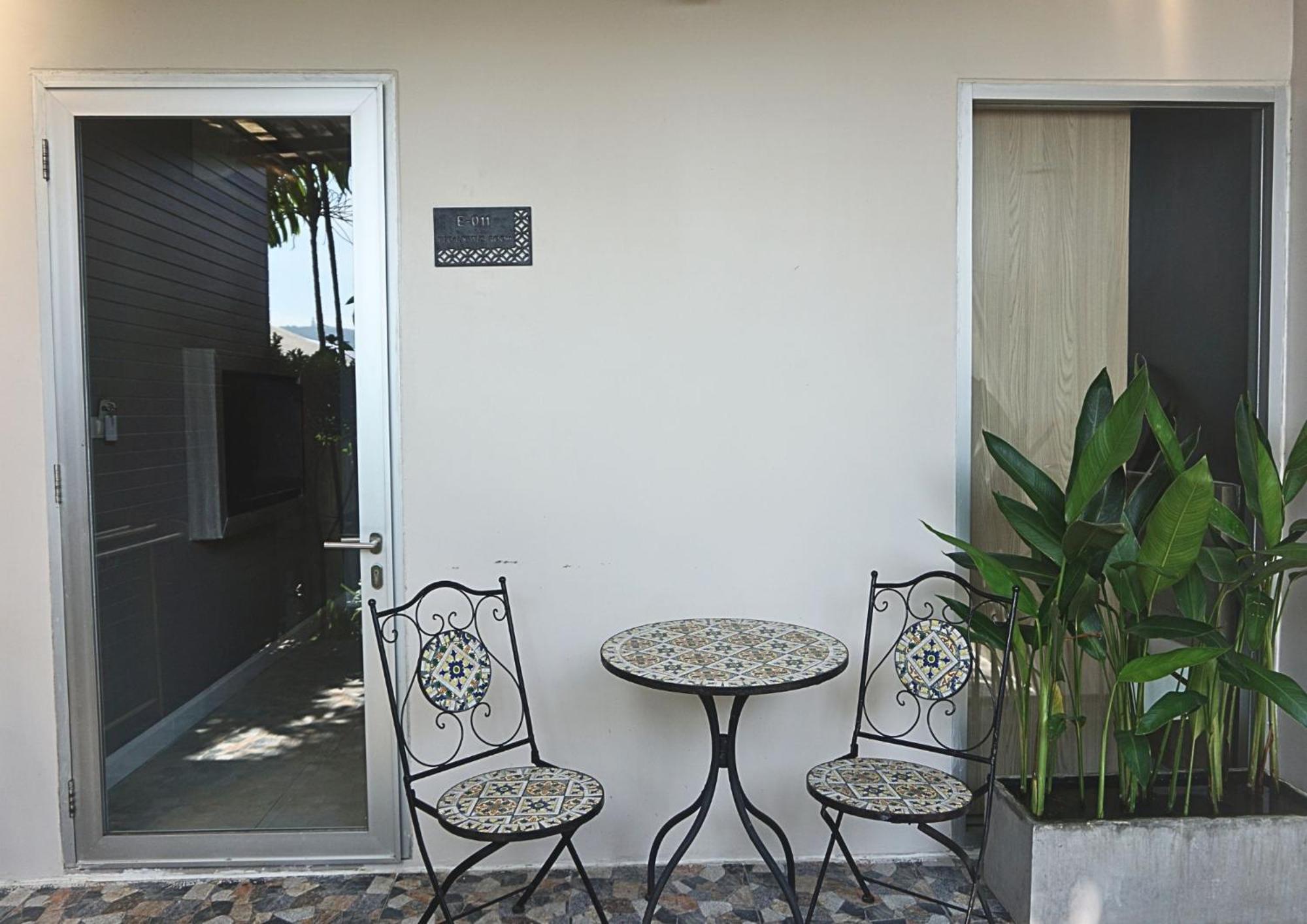 Signature Phuket Resort Chalong Exterior photo